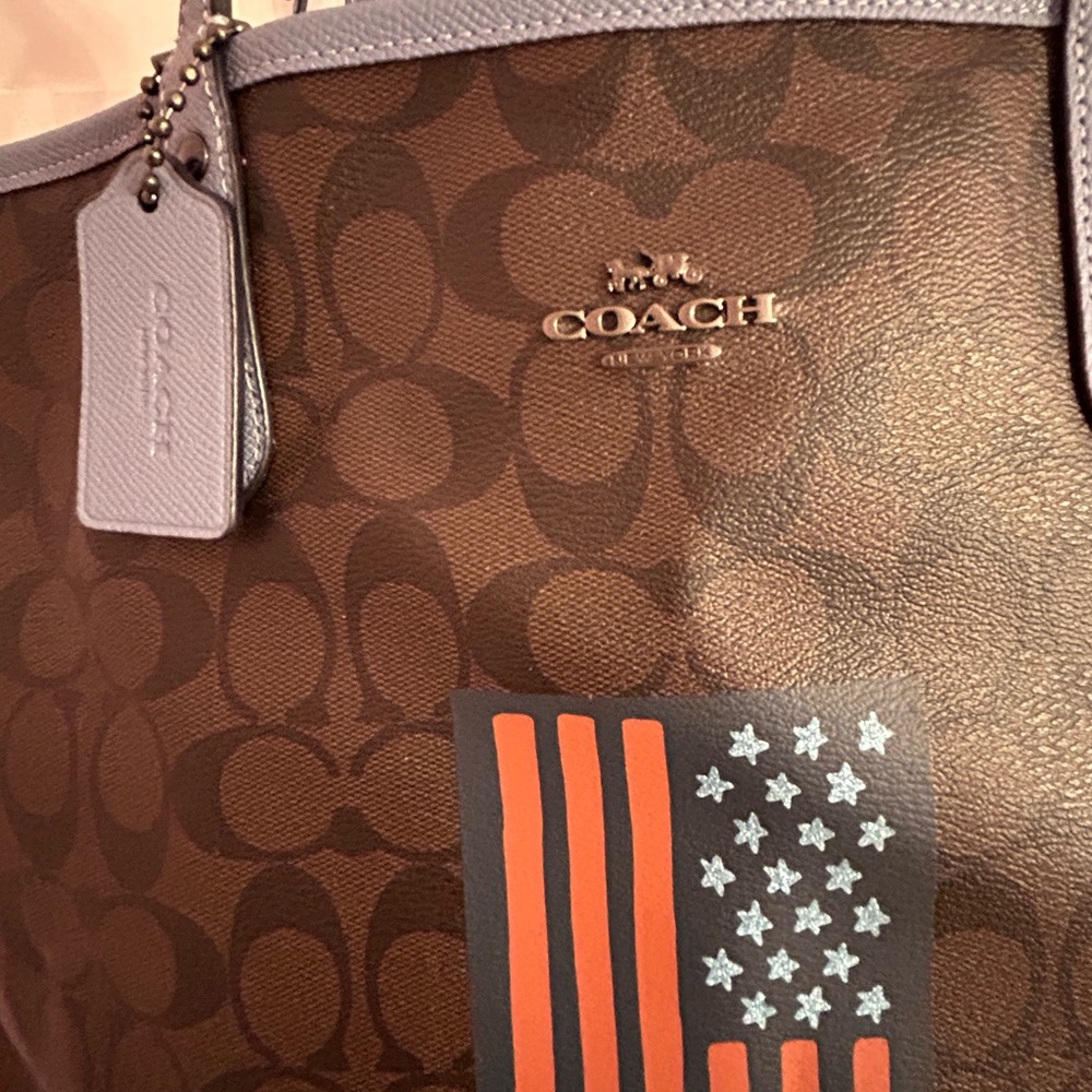 BNWT Coach Bags | Coach Reversible City‎ Tote American Flag Signature w wristlet - Picture 3 of 9